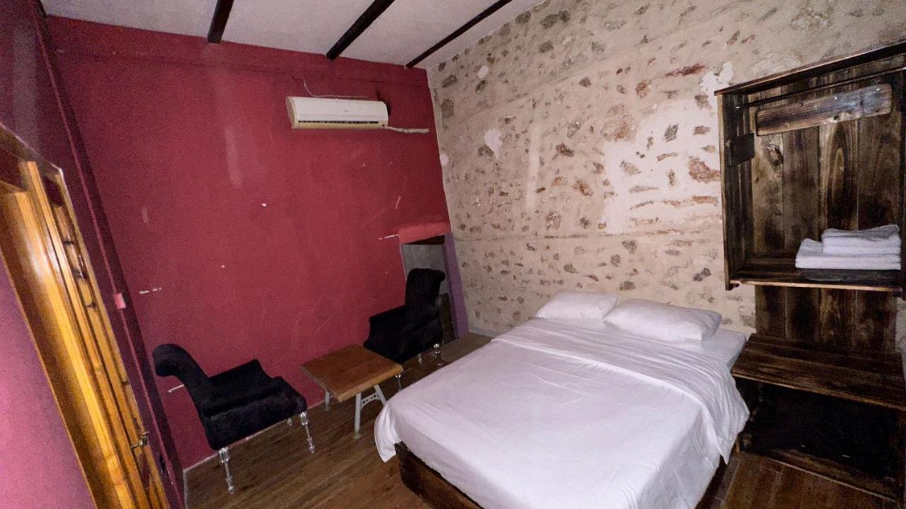 Otel Wood House Antalya Bagian luar foto