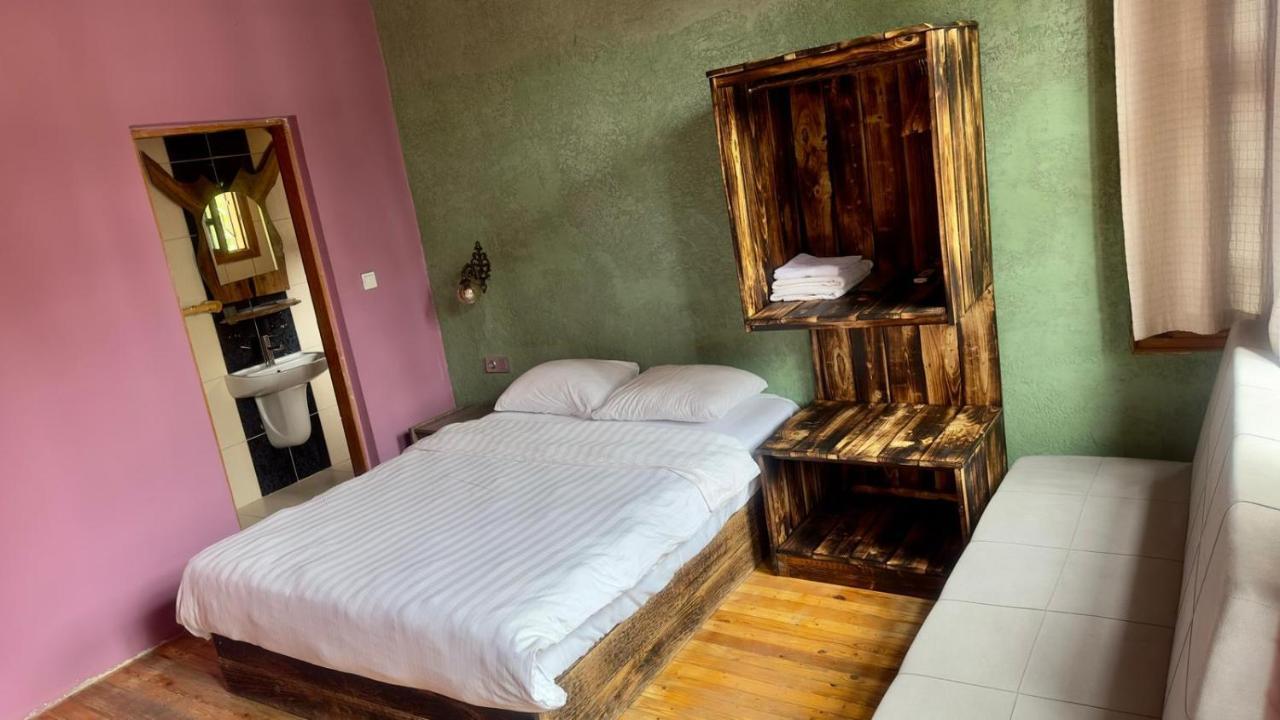 Otel Wood House Antalya Bagian luar foto