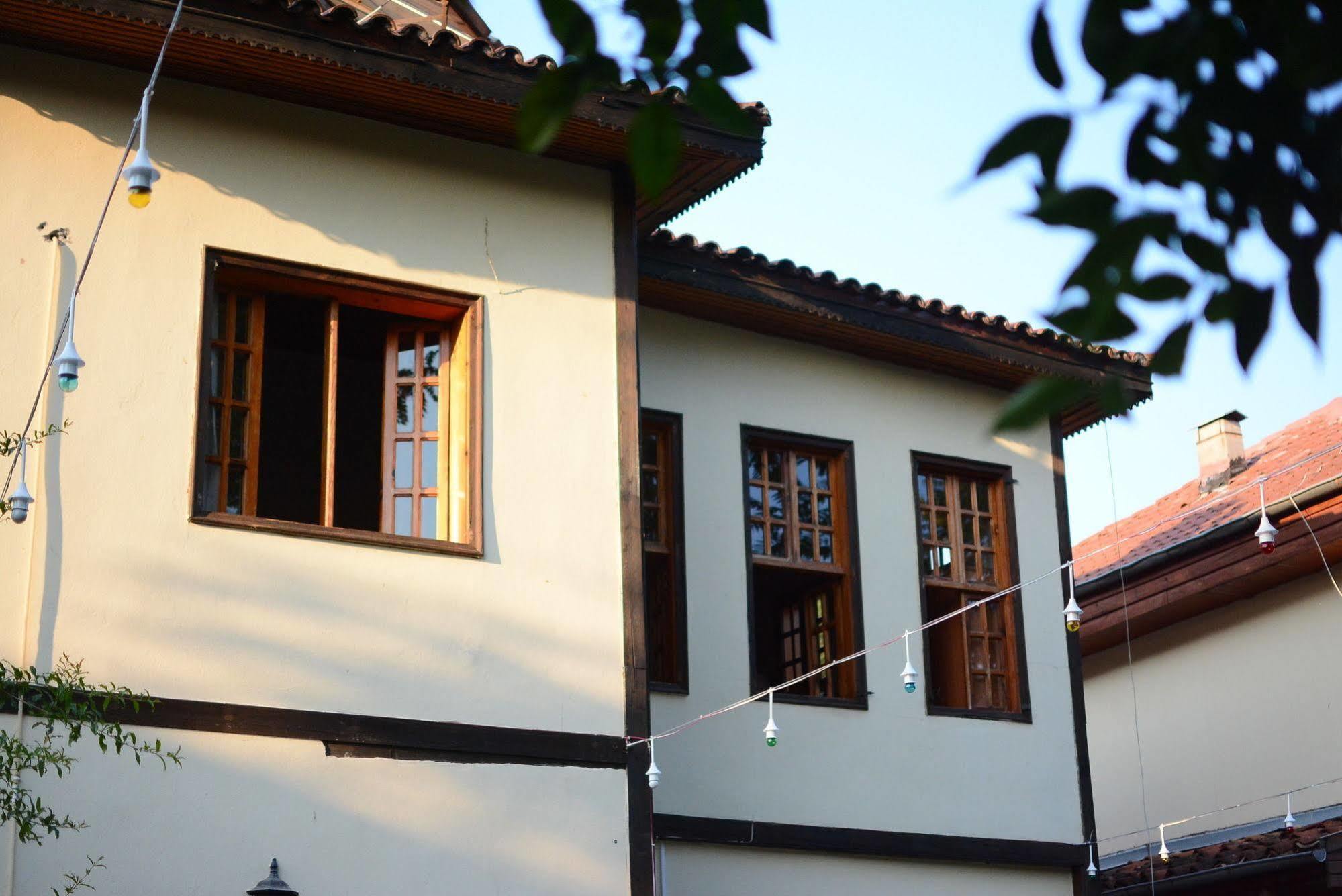 Otel Wood House Antalya Bagian luar foto