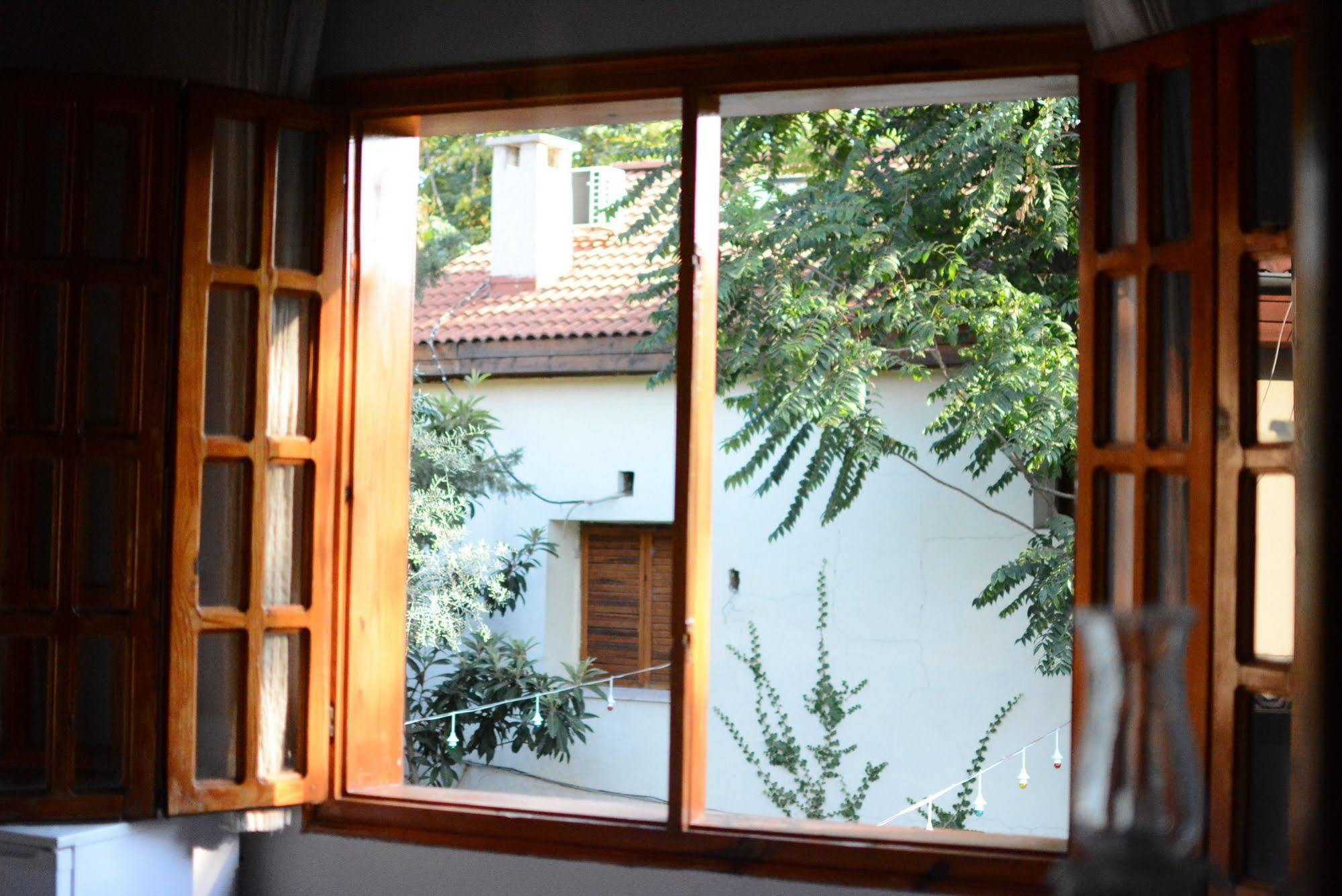 Otel Wood House Antalya Bagian luar foto