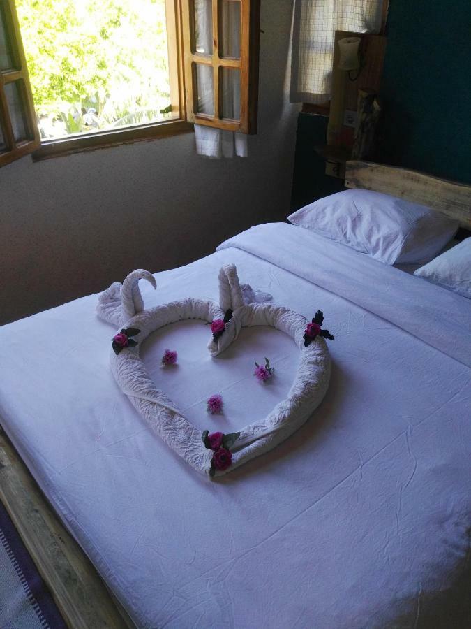 Otel Wood House Antalya Bagian luar foto