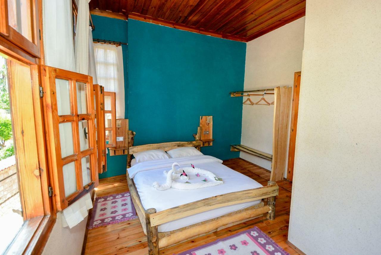 Otel Wood House Antalya Bagian luar foto