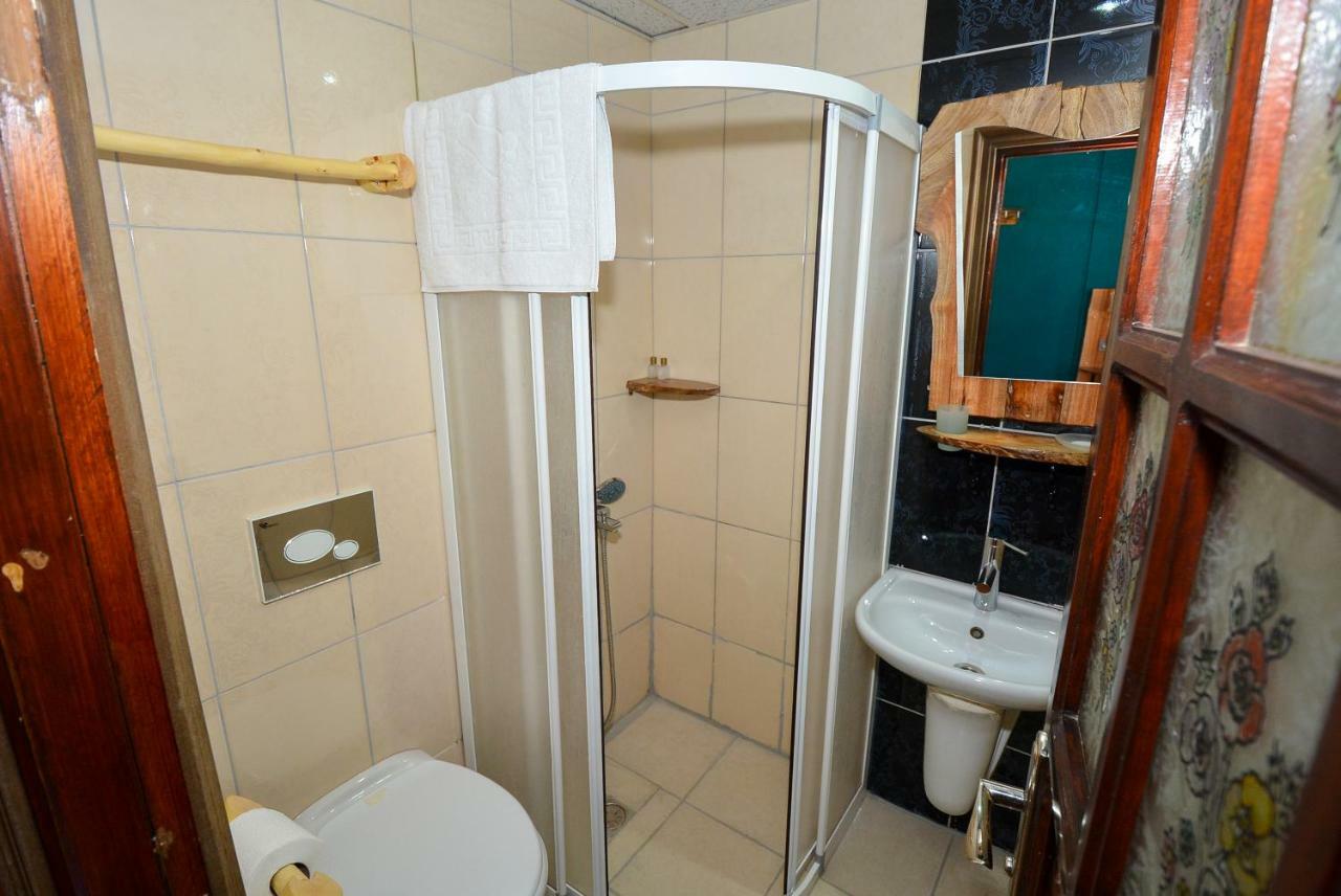Otel Wood House Antalya Bagian luar foto