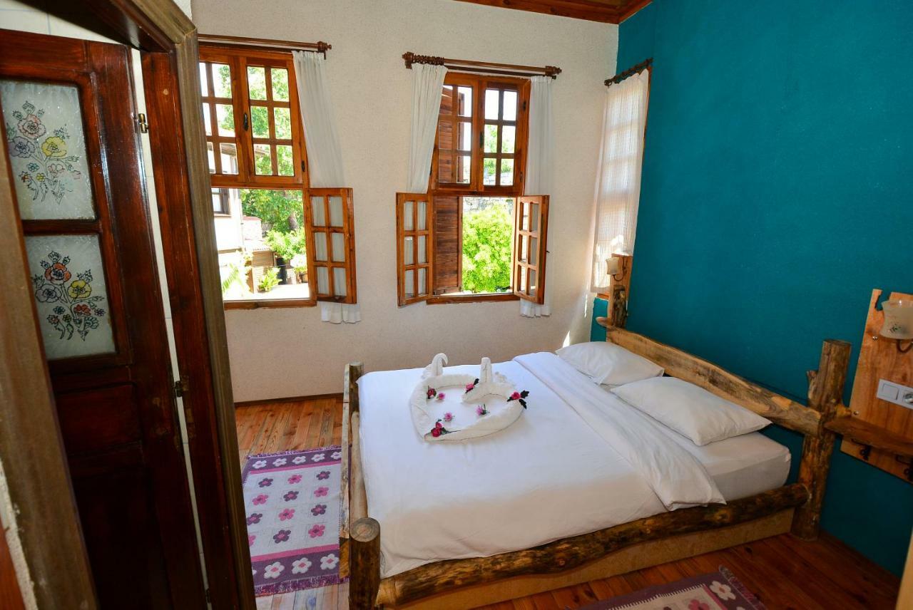 Otel Wood House Antalya Bagian luar foto
